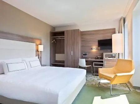 Meliá Hotel 4*