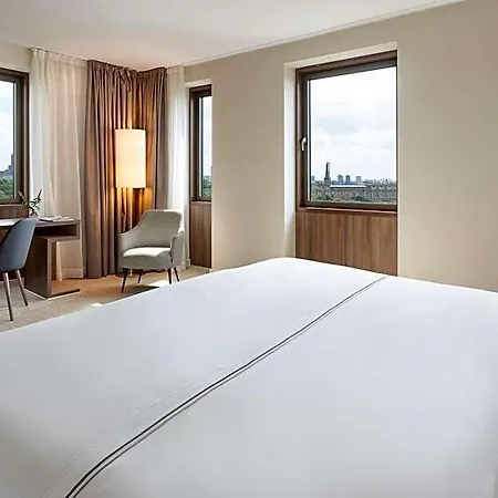 Melia Otel