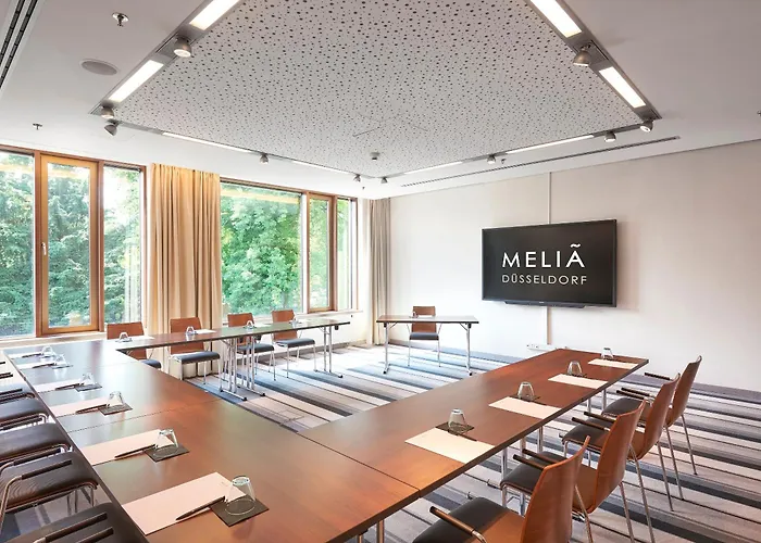Отель Melia