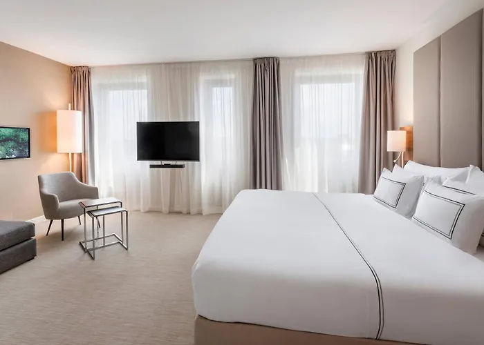 Meliá Hotel 4*